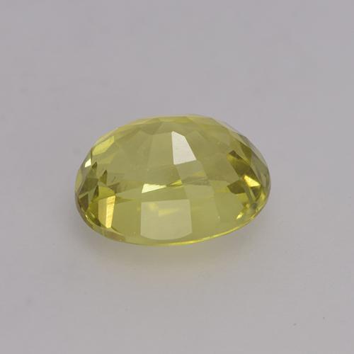 1.41カラットの天然薄いイエロークリソベリル（6.9×5.7 mm・オーバルカット）