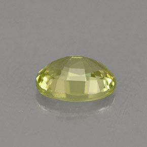 1.40カラットの天然緑がかったゴールドクリソベリル（7.8×5.8 mm・オーバルカット）