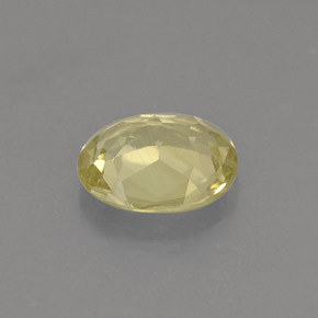 0.68カラットの天然グリーンイエロークリソベリル（6.2×5.1 mm・オーバルカット）