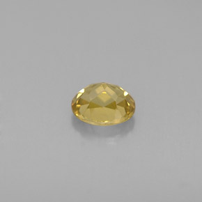 0.70カラットの天然ゴールデンクリソベリル（5.4×4.2 mm・オーバルカット）