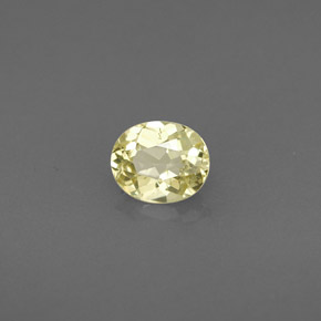0.45カラットの天然緑がかったゴールドクリソベリル（5.1×4.3 mm・オーバルカット）