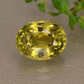 1.89カラットの天然ゴールデングリーンクリソベリル（8.1×6.3 mm・オーバルカット）
