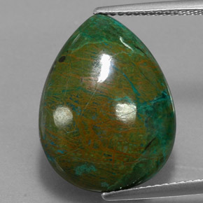14.38カラットの天然マルチカラークリソコラ（19.4×14.8 mm・洋梨の形）