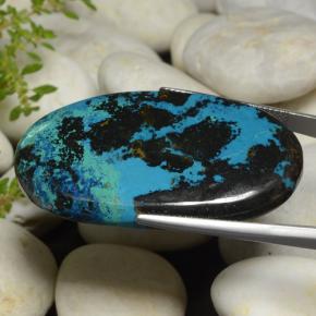 89.23カラットの天然マルチカラークリソコラ、オーバルカット、オペーク