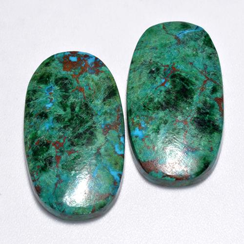 25.92カラットの天然マルチカラークリソコラ（25.4×13.5 mm・オーバルカット）