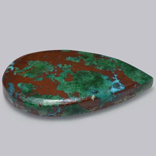 6.13カラットの天然マルチカラークリソコラ（20.7×12.1 mm・洋梨の形）