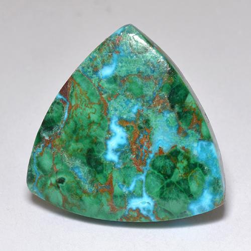 6.62カラットの天然マルチカラークリソコラ（16.3×16.3 mm・トリリアント）