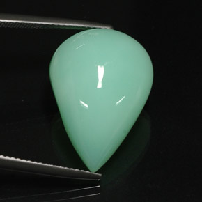 16.75カラットの天然グリーンクリソプレーズ（22.1×15.7 mm・透明）