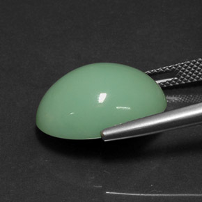 12.08カラットの天然グリーンクリソプレーズ、オーバルカット、オペーク