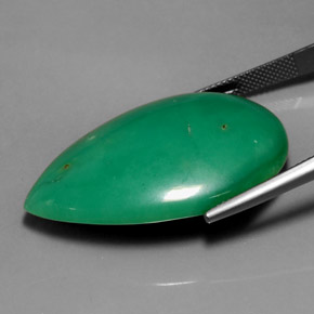 50.17カラットの天然グリーンクリソプレーズ（36.6×24.5 mm・洋梨の形）