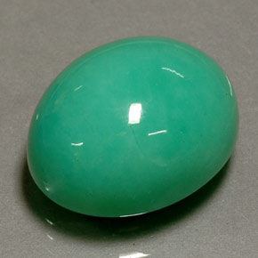 21.02カラットの天然グリーンクリソプレーズ（19.1×15.4 mm・オーバルカット）