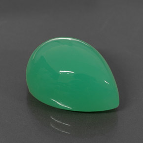 15.05カラットの天然グリーンクリソプレーズ（18×13.2 mm・洋梨の形）