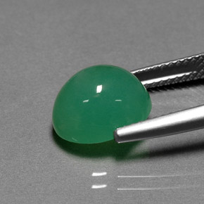 4.53カラットの天然グリーンクリソプレーズ（11×9.1 mm・オーバルカット）
