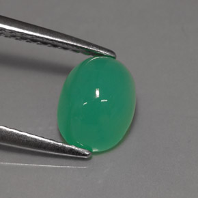 1.48カラットの天然グリーンクリソプレーズ（7.9×6 mm・オーバルカット）