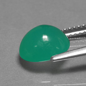 2.52カラットの天然グリーンクリソプレーズ（9.1×8 mm・オーバルカット）