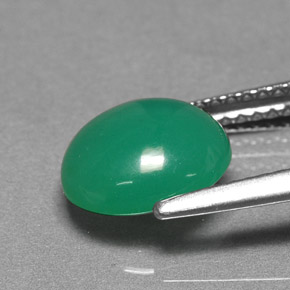 2.15カラットの天然グリーンクリソプレーズ（9.2×8.2 mm・オーバルカット）