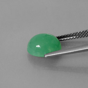 2.92カラットの天然グリーンクリソプレーズ（9.6×8 mm・透明）