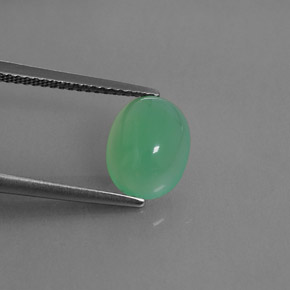 2.49カラットの天然グリーンクリソプレーズ（10.3×8 mm・透明）