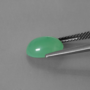 2.49カラットの天然グリーンクリソプレーズ（10.3×8 mm・透明）