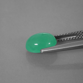 2.13カラットの天然グリーンクリソプレーズ（9×7 mm・透明）