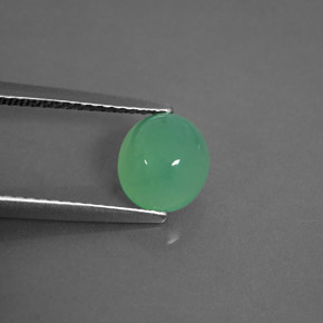 1.55カラットの天然グリーンクリソプレーズ（7.4×6.8 mm・透明）