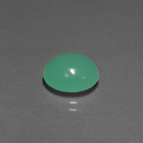 3.50カラットの天然グリーンクリソプレーズ（10.8×9.4 mm・透明）