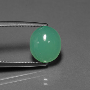 3.50カラットの天然グリーンクリソプレーズ（10.8×9.4 mm・透明）