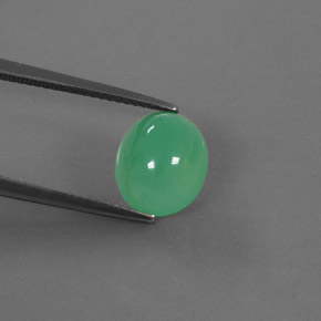 3.87カラットの天然グリーンクリソプレーズ（10.6×9.1 mm・透明）