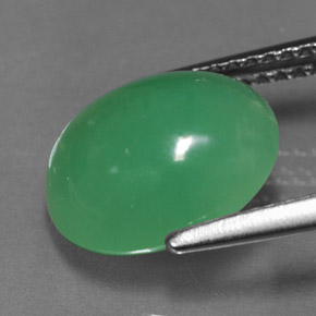 3.90カラットの天然グリーンクリソプレーズ（11.2×9.8 mm・透明）