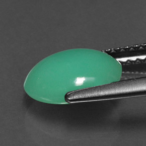 1.47カラットの天然グリーンクリソプレーズ（8.9×6.7 mm・オーバルカット）