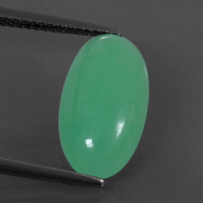 4.62カラットの天然グリーンクリソプレーズ（15.6×8.6 mm・透明）
