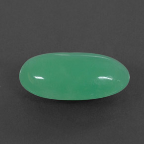 4.62カラットの天然グリーンクリソプレーズ（15.6×8.6 mm・透明）