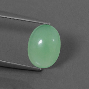 1.67カラットの天然グリーンクリソプレーズ（9.8×7.4 mm・オーバルカット）