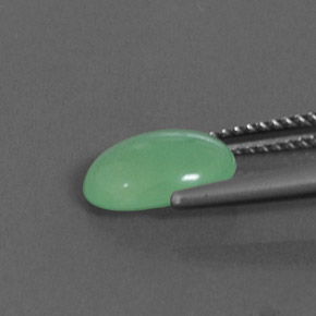 1.67カラットの天然グリーンクリソプレーズ（9.8×7.4 mm・オーバルカット）