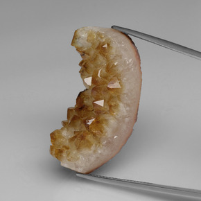 57.68カラットの天然ゴールデンイエローシトリンジオード（35.5×18.8 mm・ファンシーシェイプ）