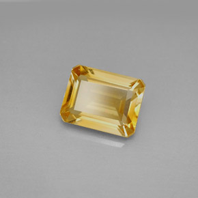2.09カラットの天然ゴールデンイエローシトリン（9.1×7 mm・エメラルドカット）