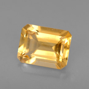 1.95カラットの天然ゴールデンイエローシトリン（8.8×6.8 mm・エメラルドカット）