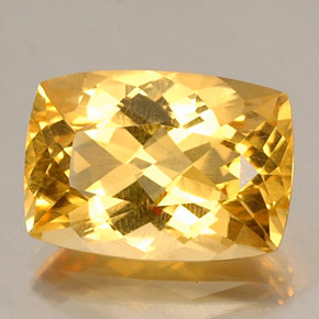 12.60カラットの天然ゴールデンイエローシトリン（17.9×12.6 mm・クッションカット）