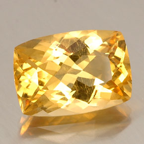 12.60カラットの天然ゴールデンイエローシトリン（17.9×12.6 mm・クッションカット）