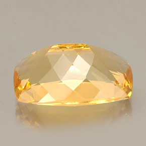 12.60カラットの天然ゴールデンイエローシトリン（17.9×12.6 mm・クッションカット）