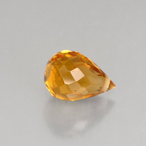 1.47カラットの天然イエローオレンジシトリン（8.1×5.6 mm・ブリオレット）