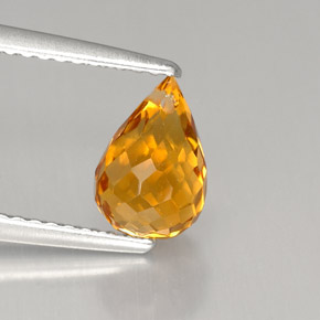 1.47カラットの天然イエローオレンジシトリン（8.1×5.6 mm・ブリオレット）