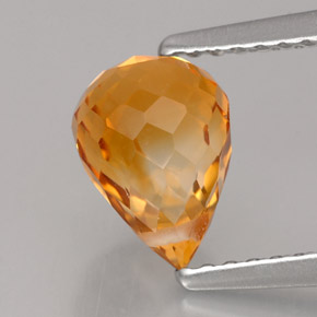 1.56カラットの天然ゴールデンオレンジシトリン（7.8×5.8 mm・ブリオレット）
