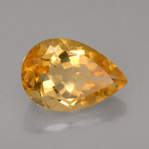 2.90カラットの天然ゴールデンイエローシトリン（11.9×8 mm・洋梨の形）