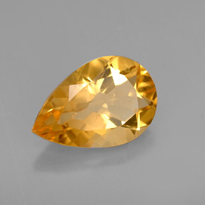 2.59カラットの天然ゴールデンイエローシトリン（11.9×8.1 mm・洋梨の形）