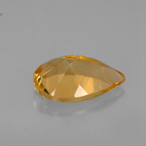 2.59カラットの天然ゴールデンイエローシトリン（11.9×8.1 mm・洋梨の形）