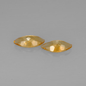 カラットの天然ゴールデンイエローシトリン（11.9×6.2 mm・マーキス）
