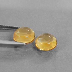 カラットの天然ゴールデンイエローシトリン（8.06 mm・ラウンドカット）