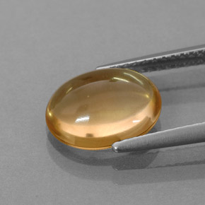 2.44カラットの天然ゴールデンイエローシトリン（10.5×8.7 mm・オーバルカット）