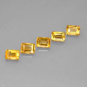 5.31カラットの天然ゴールデンオレンジシトリン（7.1×5.1 mm・エメラルドカット）